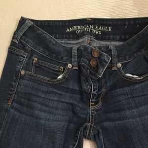 American Eagle Size 4 Capri Jeans